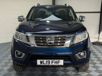 NISSAN NAVARA