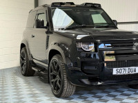 LAND ROVER DEFENDER 90