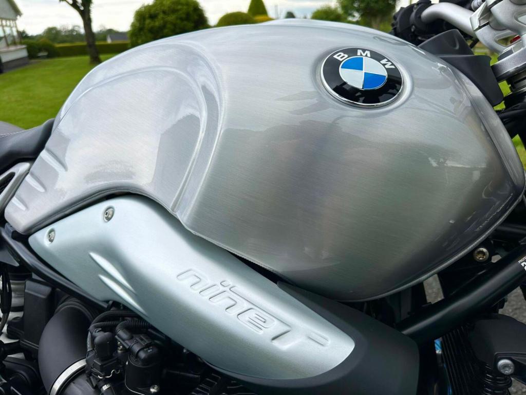 BMW R NINET