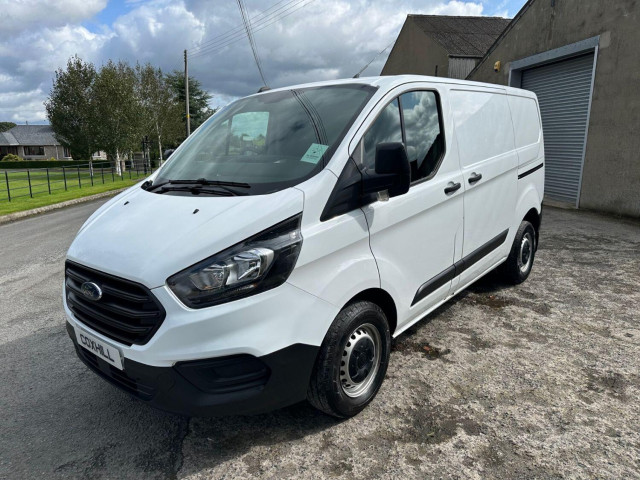 FORD TRANSIT CUSTOM 2.0 300 EcoBlue Leader