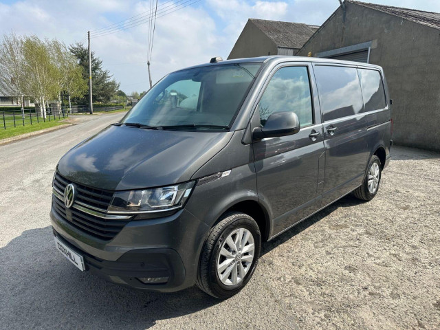 VOLKSWAGEN TRANSPORTER 2.0 TDI T28 Highline