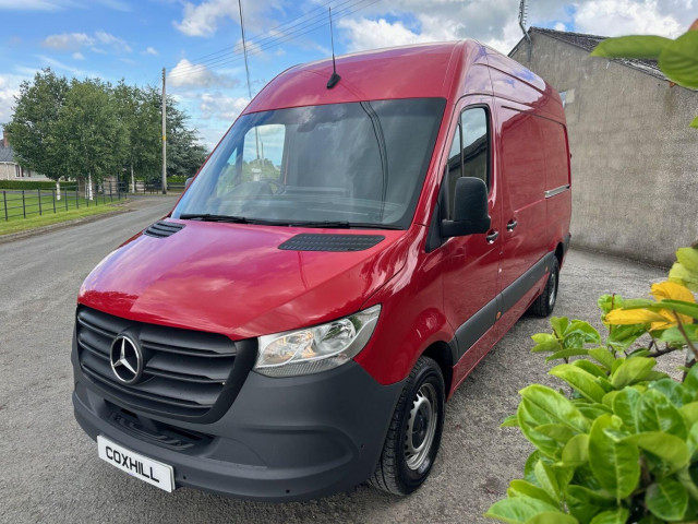 MERCEDES-BENZ SPRINTER 2.0 315 CDI Progressive