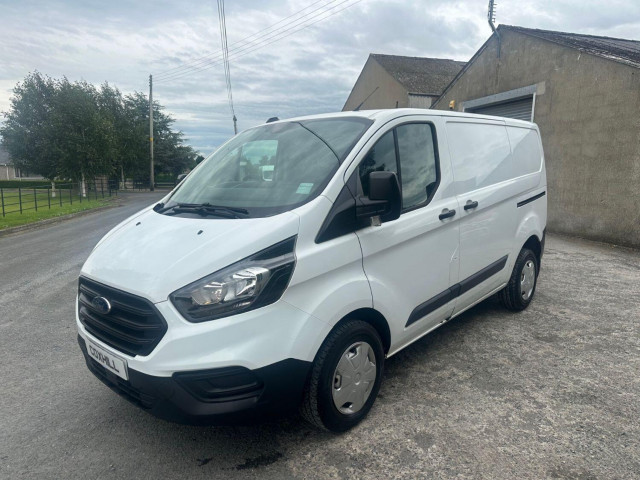FORD TRANSIT CUSTOM 2.0 300 EcoBlue Leader