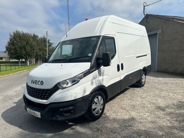IVECO DAILY 2.3 D HPI 12V 35S 3520
