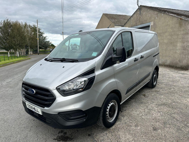 FORD TRANSIT CUSTOM 2.0 300 EcoBlue Leader