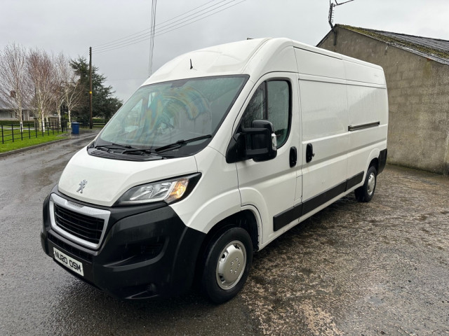 PEUGEOT BOXER 2.2 BlueHDi 335 S