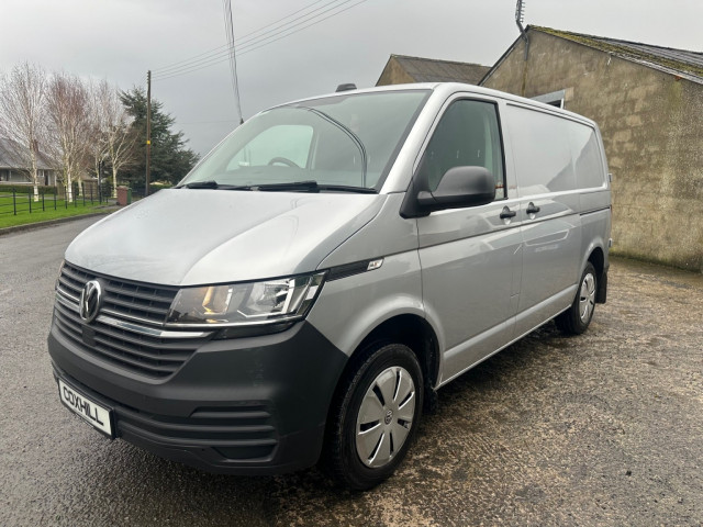 VOLKSWAGEN TRANSPORTER 2.0 TDI T28 Startline