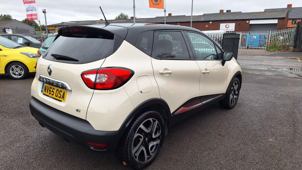 RENAULT CAPTUR