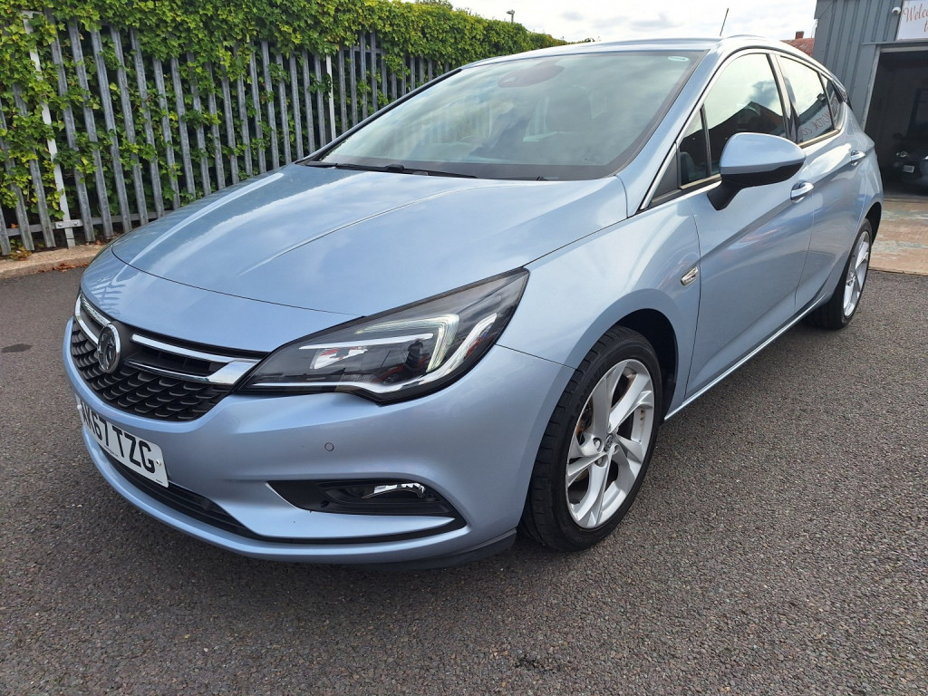 VAUXHALL ASTRA