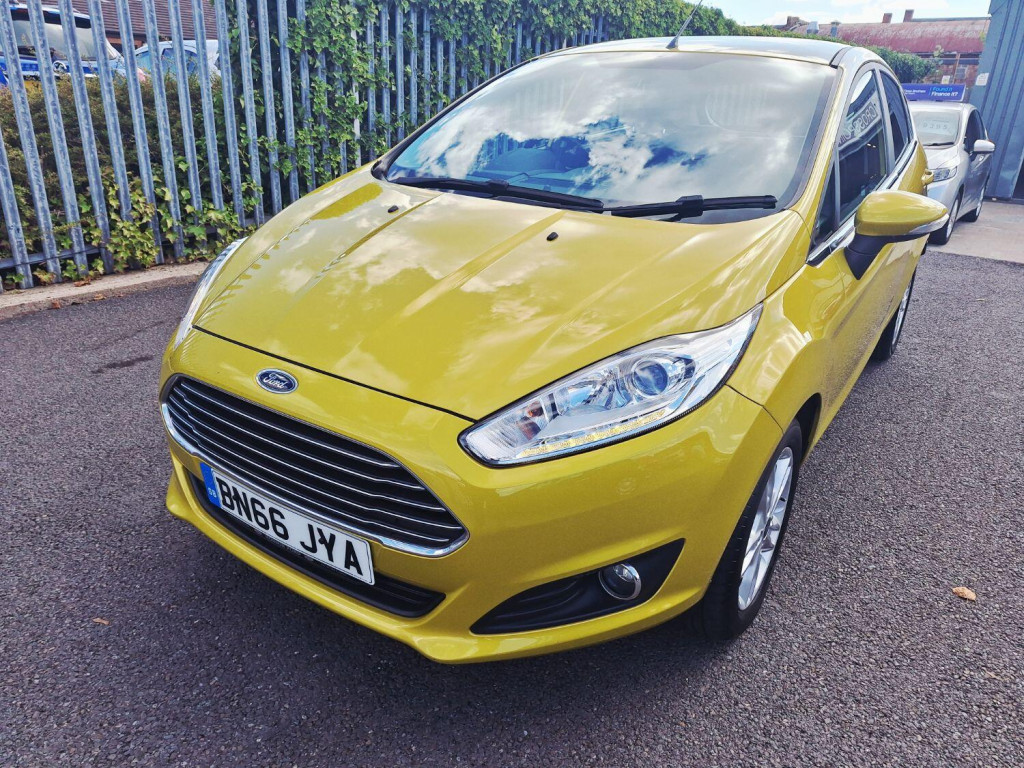 FORD FIESTA