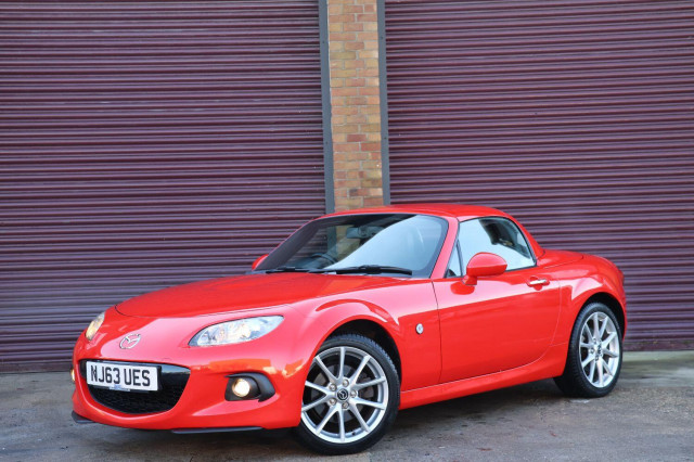 MAZDA MX-5 2.0 i Sport Tech 