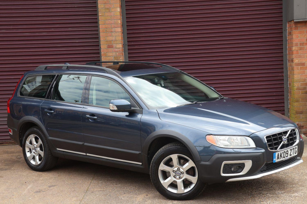 VOLVO XC70