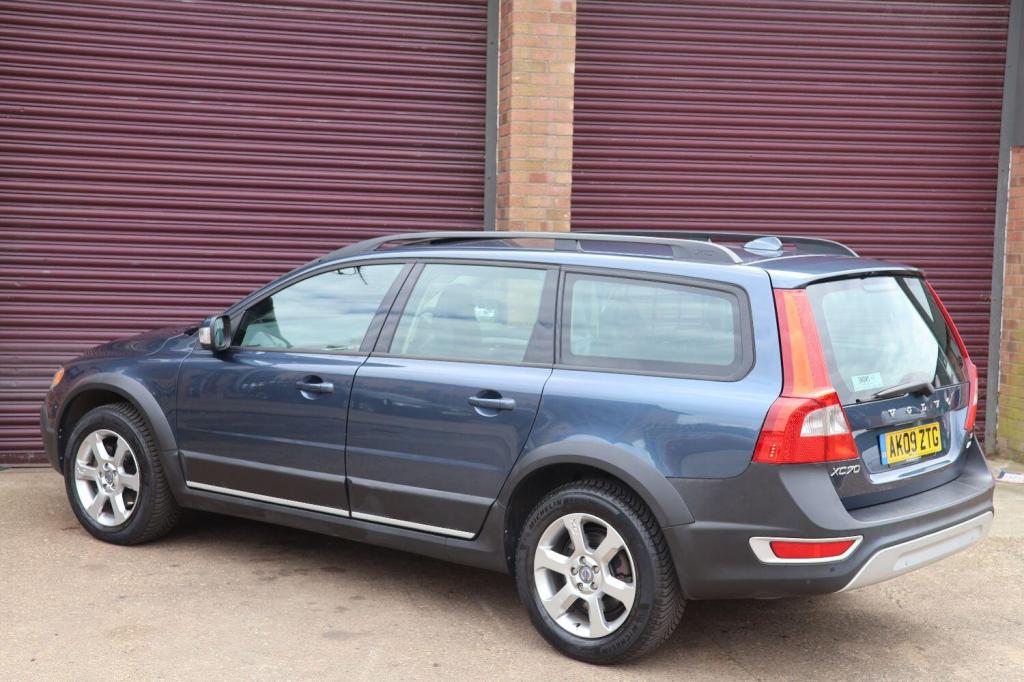 VOLVO XC70