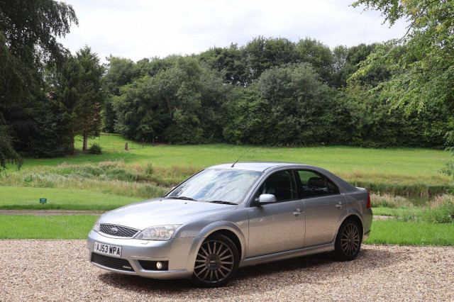 FORD MONDEO 3.0 ST-220