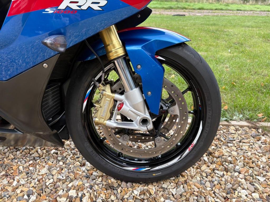 BMW S1000RR