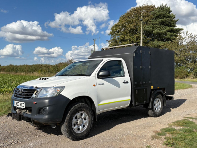 TOYOTA HILUX 2.5 D-4D HL2