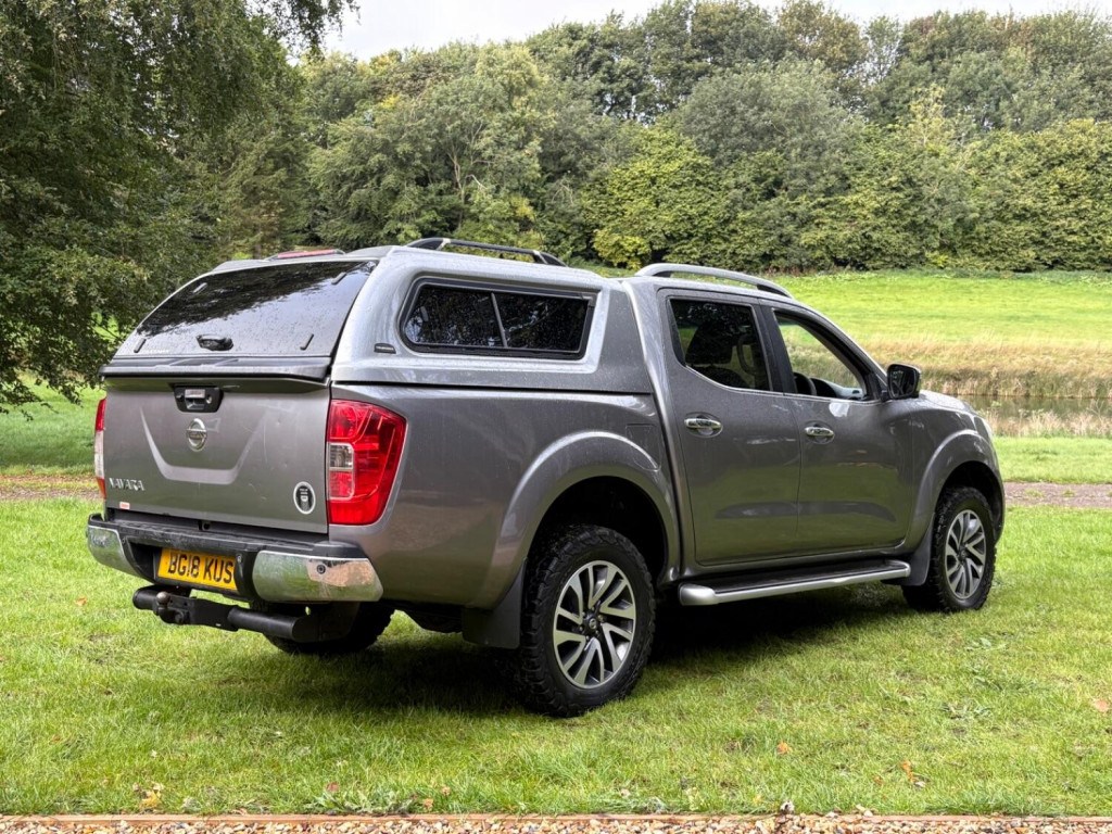 NISSAN NAVARA