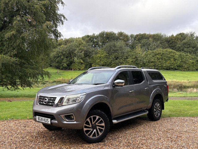 NISSAN NAVARA 2.3 dCi Tekna