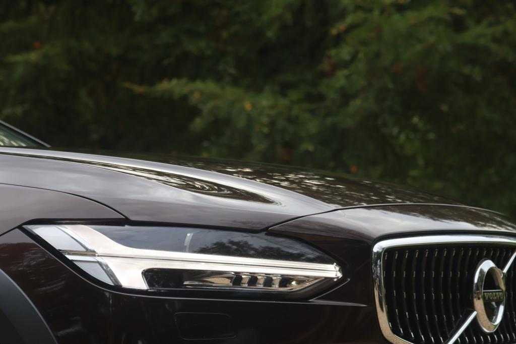 VOLVO V90 CROSS COUNTRY