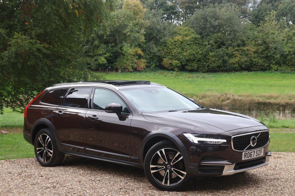 VOLVO V90 CROSS COUNTRY