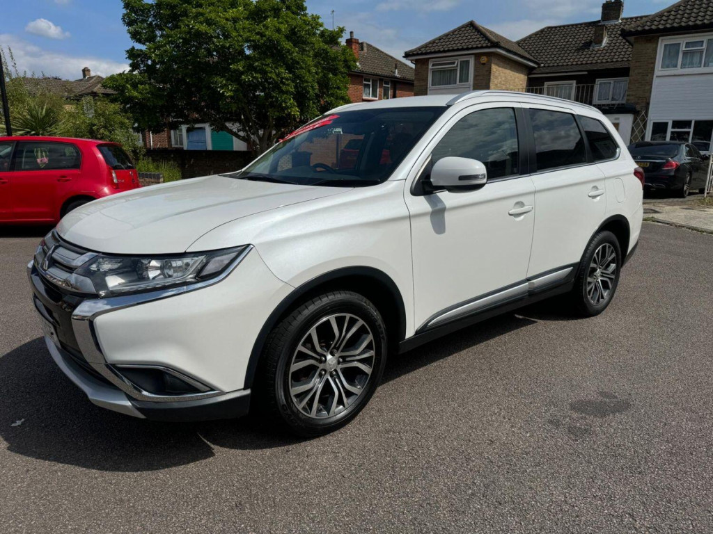 MITSUBISHI OUTLANDER
