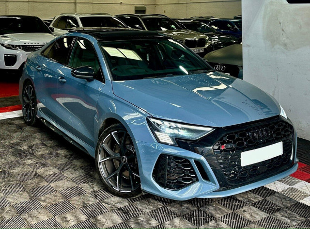 AUDI RS3