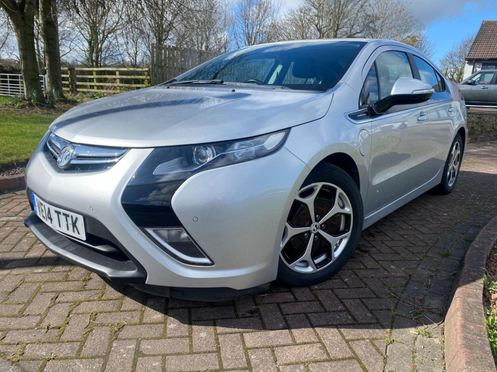 VAUXHALL AMPERA