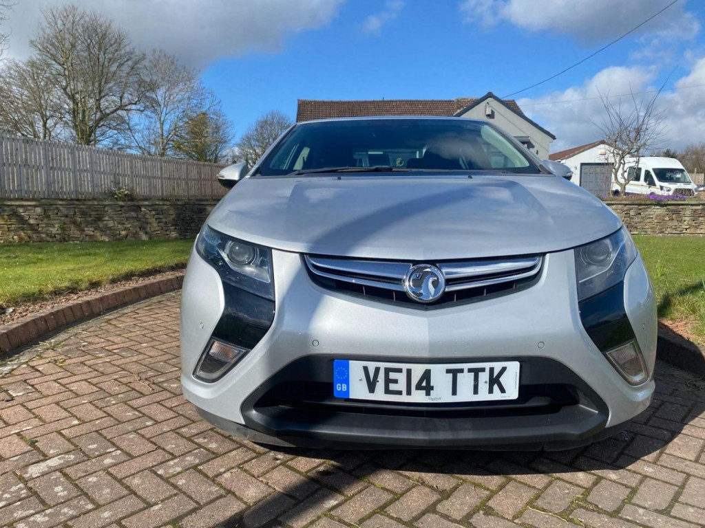 VAUXHALL AMPERA