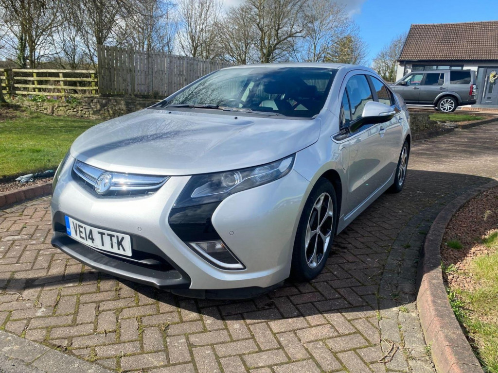 VAUXHALL AMPERA