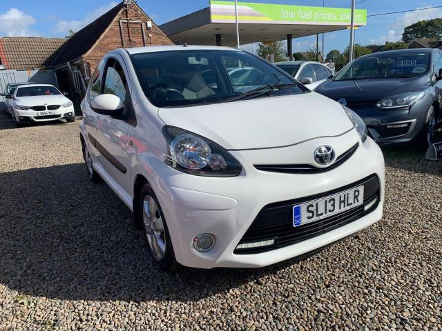 TOYOTA AYGO 1.0 VVT-i Fire Euro 5 5dr