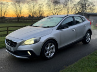 VOLVO V40 CROSS COUNTRY