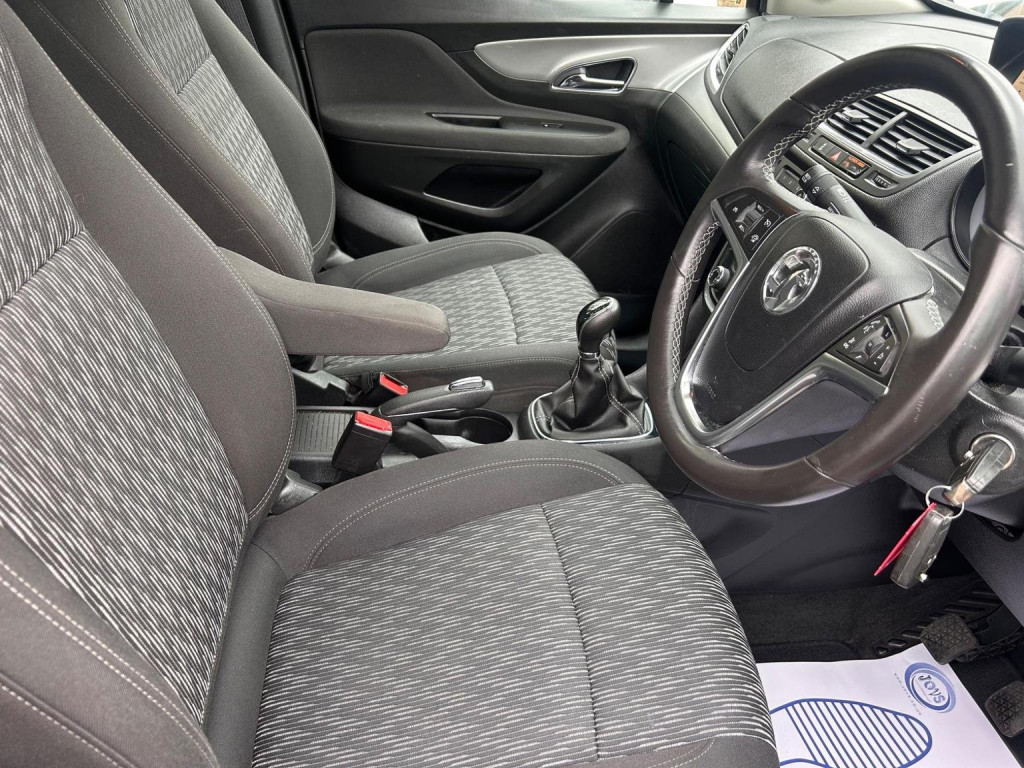VAUXHALL MOKKA