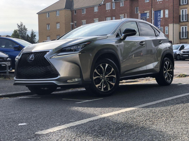 LEXUS