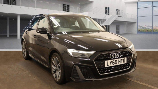 AUDI