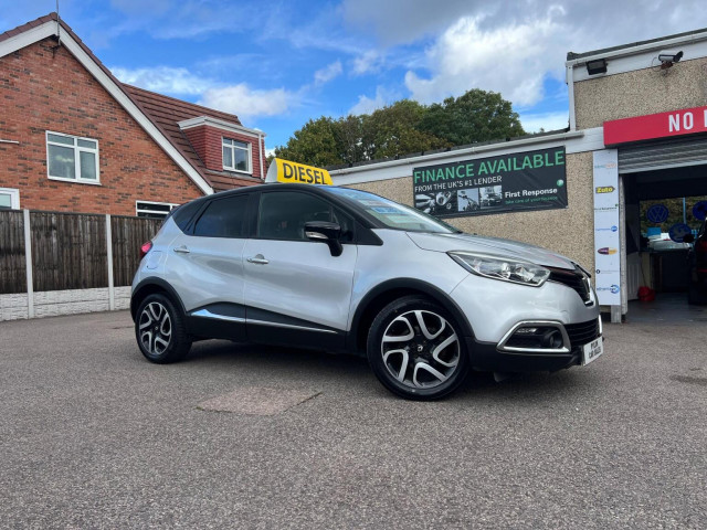 RENAULT CAPTUR