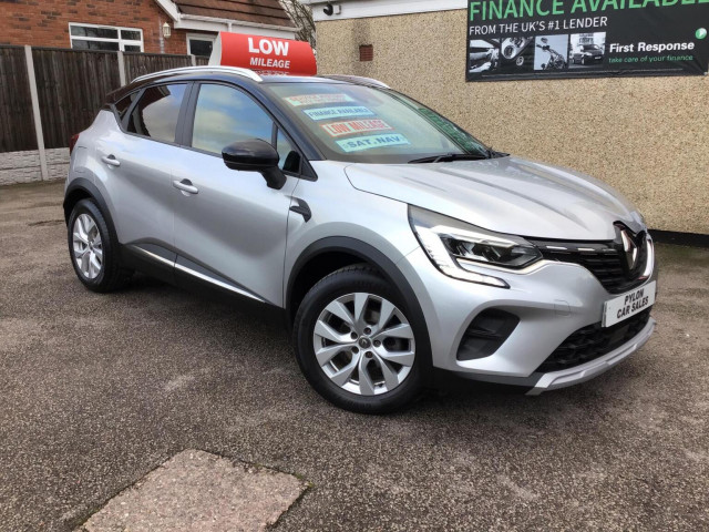 RENAULT CAPTUR