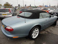 JAGUAR XK8