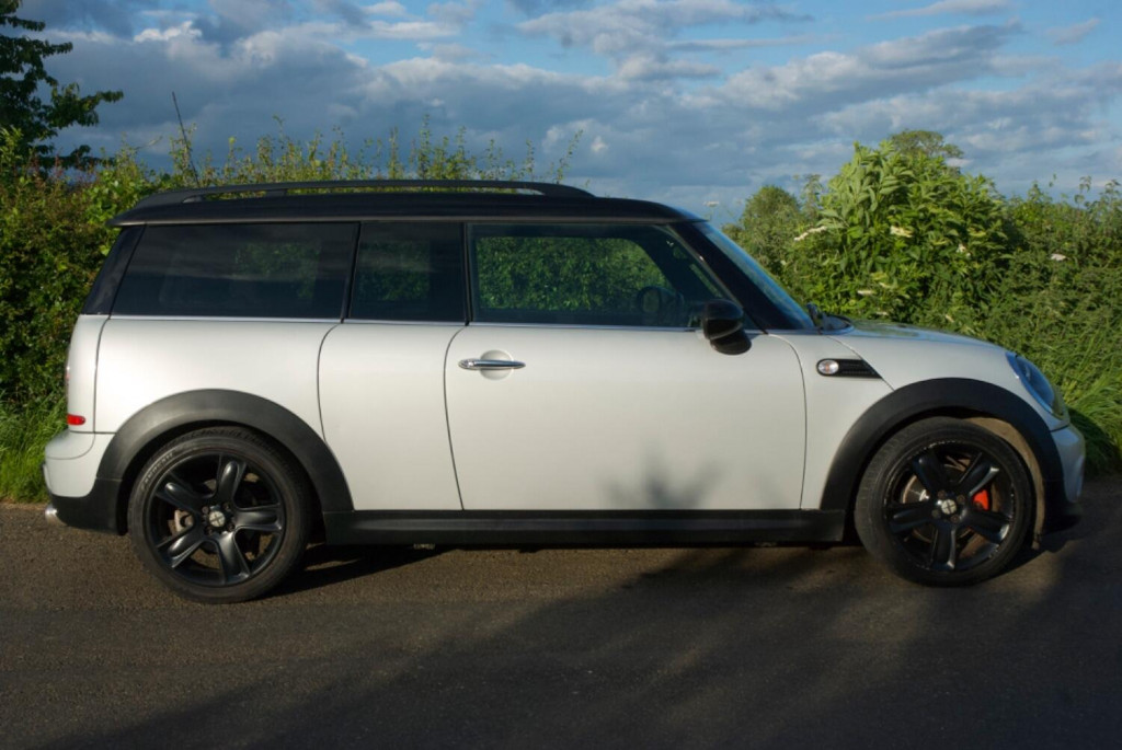 MINI CLUBMAN
