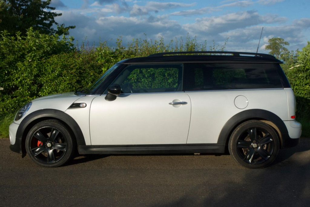 MINI CLUBMAN
