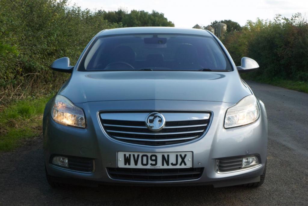 View VAUXHALL INSIGNIA 2.0 CDTi SRi