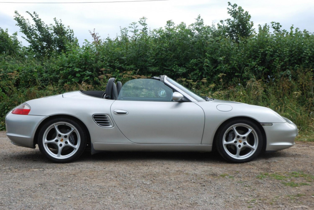 PORSCHE BOXSTER