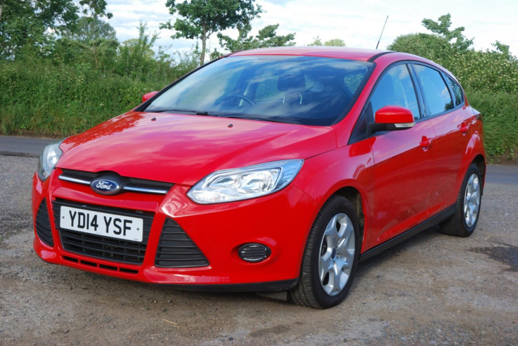 View FORD FOCUS 1.6 Edge