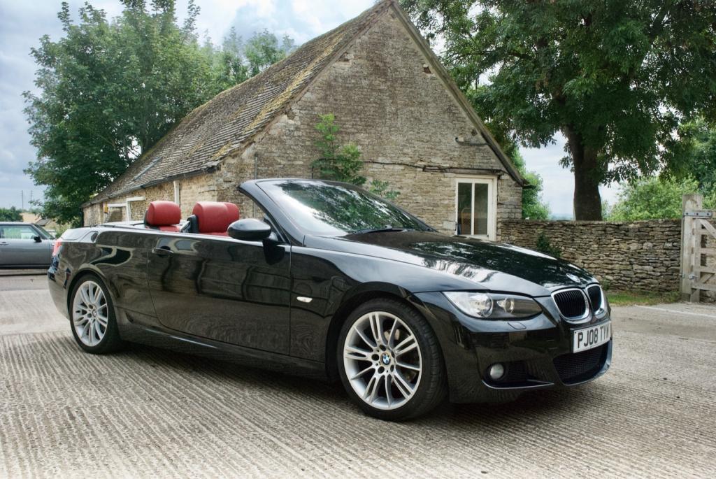 View BMW 3 SERIES 320I M SPORT