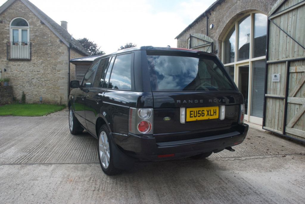 LAND ROVER RANGE ROVER