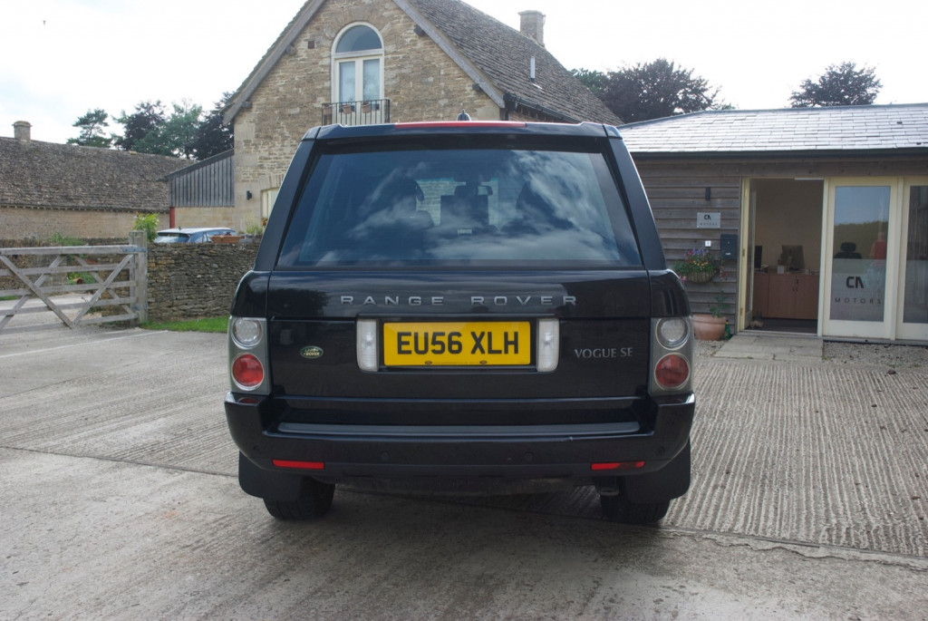 LAND ROVER RANGE ROVER