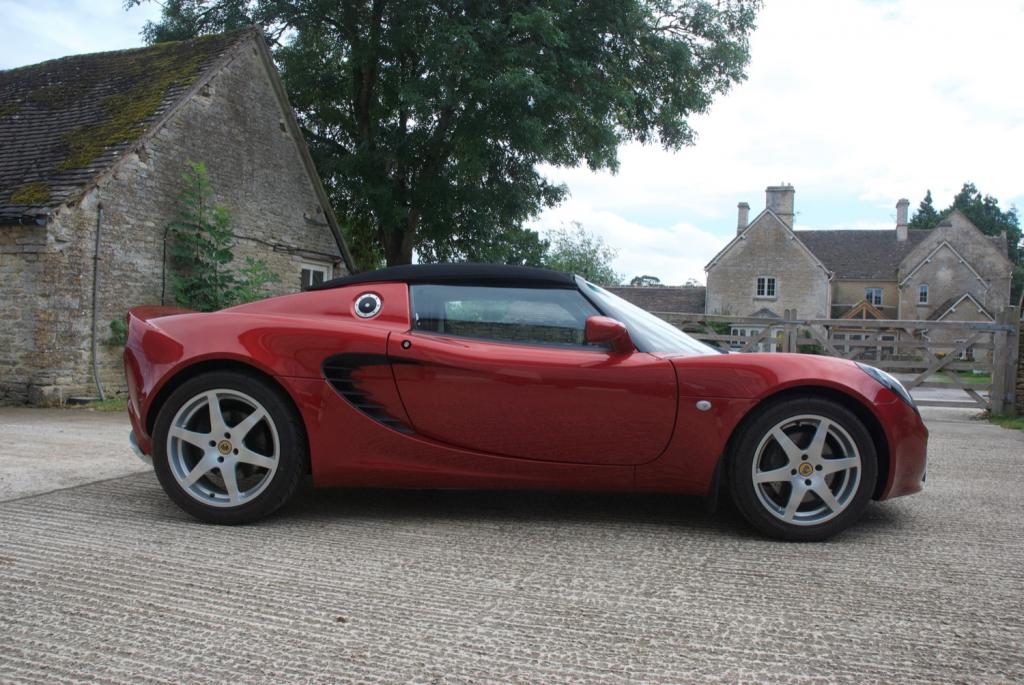 LOTUS ELISE