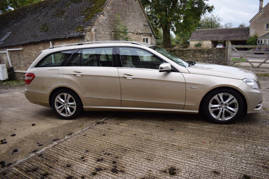 MERCEDES-BENZ E CLASS