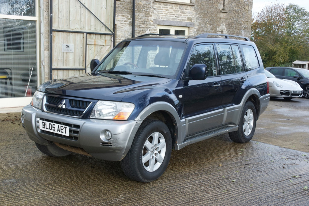 MITSUBISHI SHOGUN