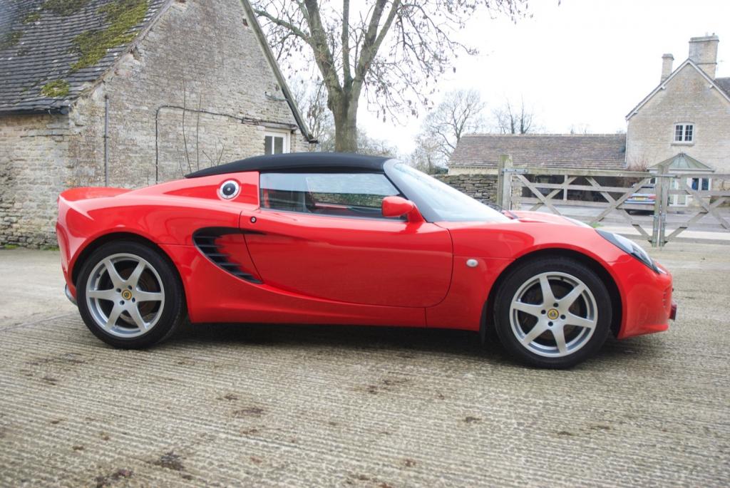 LOTUS ELISE