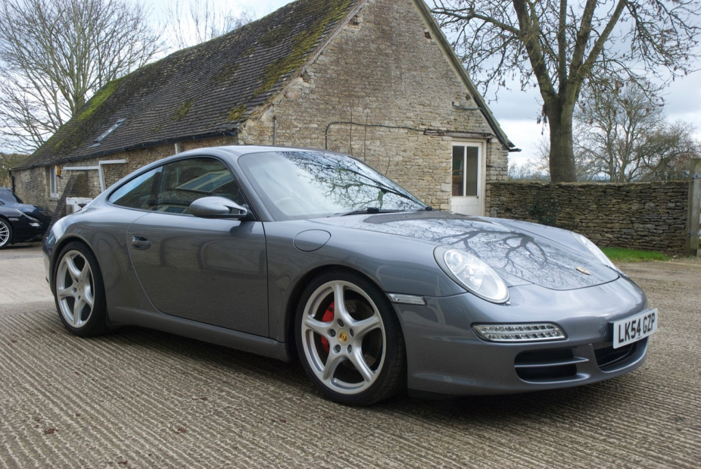 View PORSCHE 911 CARRERA 2S